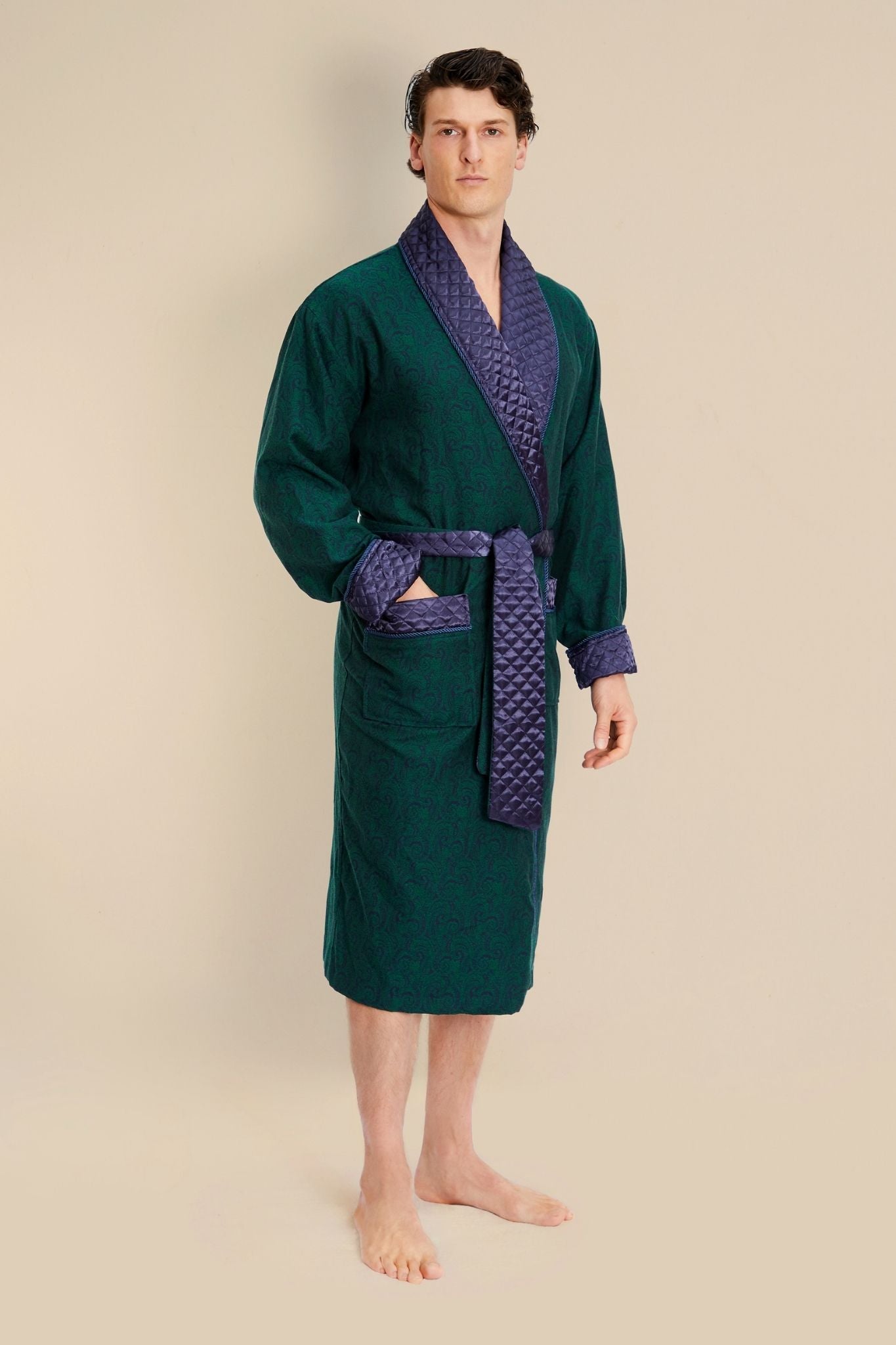 Connaught Long Smoking-Jacke Robe in Green